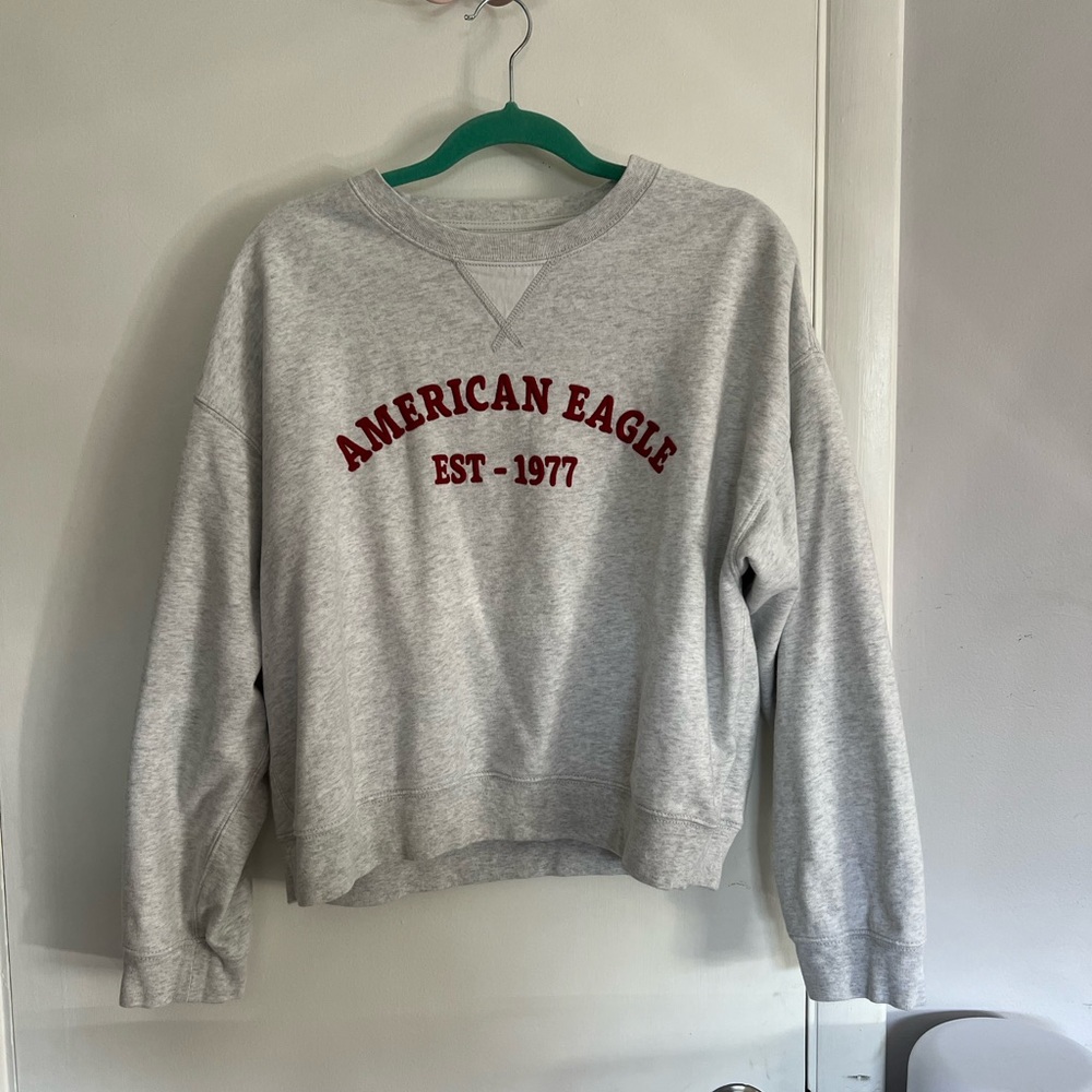 American Eagle Gray Sweatshirt